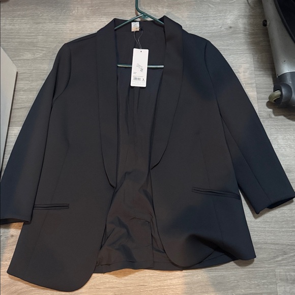 Yogalicious navy blueish/black blazer. Size small nwt - Picture 2 of 11